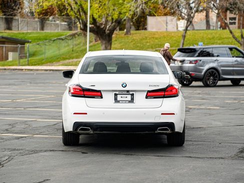 Used 2022 BMW 530i xDrive w/ Convenience Package image 6