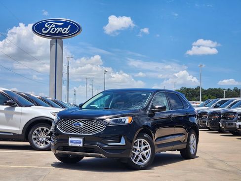 Used 2023 Ford Edge SEL AWD/4WD image 3