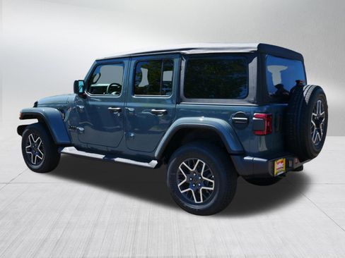 New 2026 Jeep Wrangler Unlimited Sahara AWD/4WD image 7