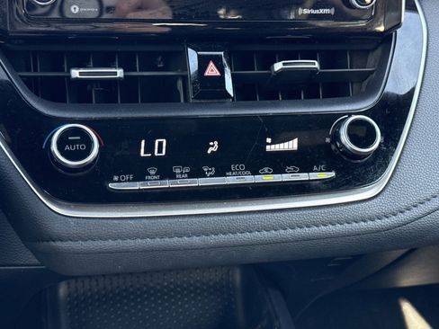 Used 2021 Toyota Corolla SE image 22