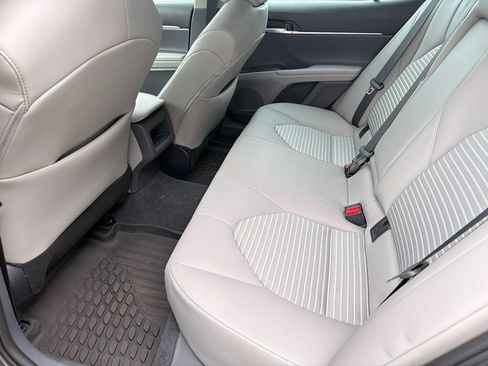 Used 2024 Toyota Camry SE w/ Convenience Package FWD image 18