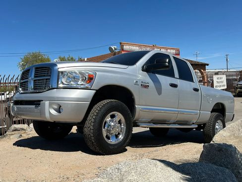 Used 2008 Dodge Ram 2500 Truck Laramie w/ Trailer Tow Group image 2