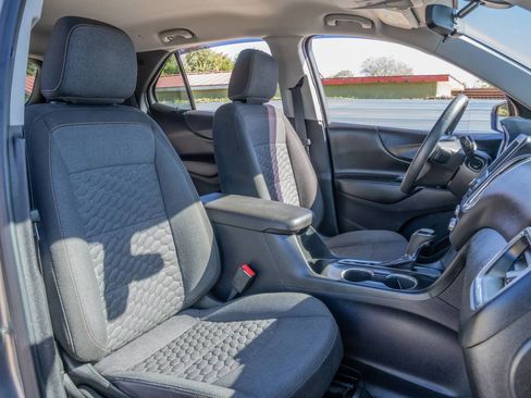 Used 2019 Chevrolet Equinox LT image 21