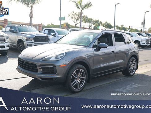 Used 2023 Porsche Cayenne Platinum Edition image 1