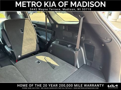 Used 2025 Kia Sorento SX Prestige AWD/4WD image 40