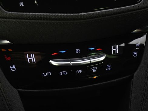 Certified 2025 Cadillac XT5 Premium Luxury image 30