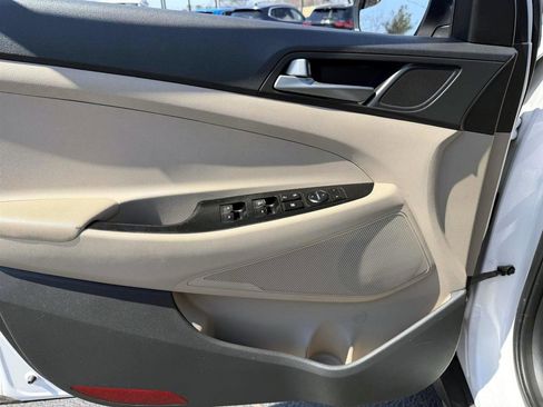 Used 2017 Hyundai Tucson SE image 12