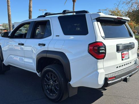 Used 2025 Toyota 4Runner SR5 image 5