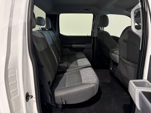 Used 2022 Ford F150 XLT image 23