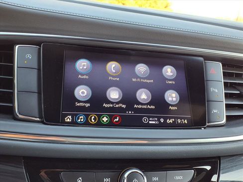 Used 2023 Buick Enclave Essence w/ Sport Touring Edition image 3