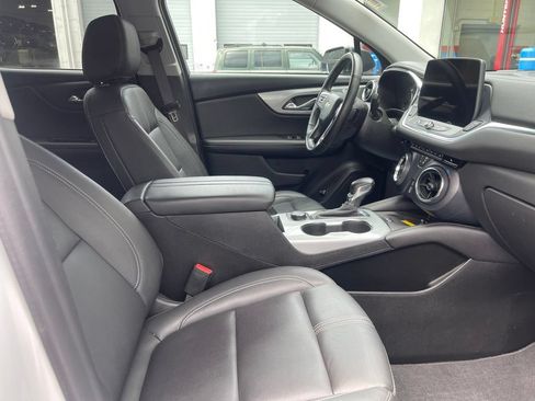 Used 2024 Chevrolet Blazer LT w/ Sound & Technology Package AWD/4WD image 21