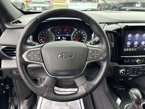 Certified 2022 Chevrolet Traverse RS image 11