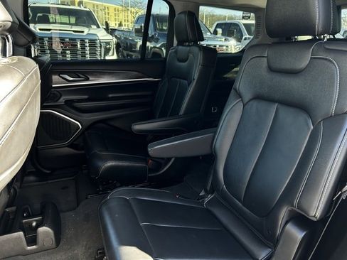 Used 2022 Jeep Grand Cherokee L Limited w/ MOPAR Finishing Package image 24