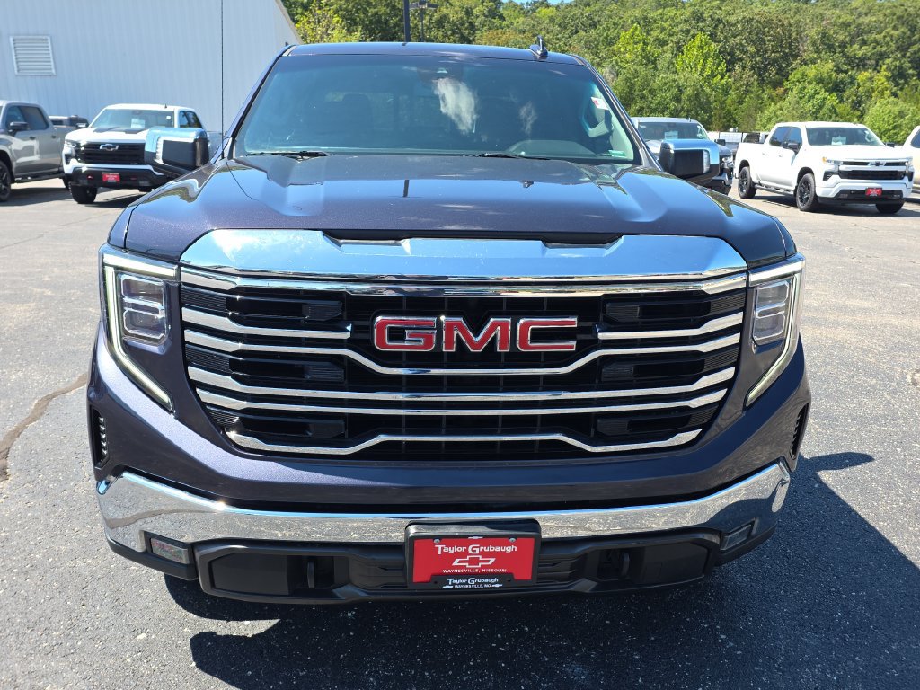 Used 2022 GMC Sierra 1500 SLT w/ SLT Convenience Package AWD/4WD image 3
