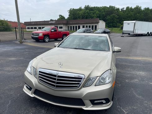 Used 2011 Mercedes-Benz E 350 Sedan image 1