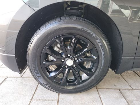 Used 2019 Chevrolet Equinox LT w/ Driver Convenience Package image 29