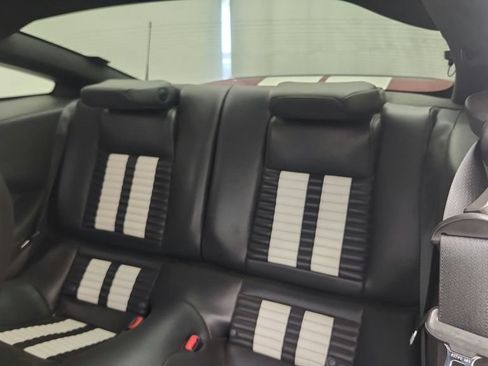 Used 2013 Ford Mustang Shelby GT500 RWD image 41