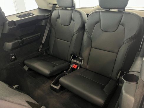 Used 2020 Volvo XC90 T6 Momentum w/ Protection Package Premier AWD/4WD image 39