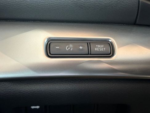 Used 2022 Nissan Maxima SV w/ Floor Mat Group FWD image 36