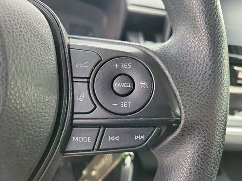 Used 2022 Toyota Corolla LE image 14