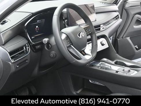 Certified 2026 INFINITI QX60 Luxe w/ Family Package AWD/4WD image 7