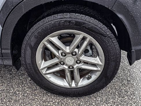 Used 2021 Hyundai Kona SE FWD image 7