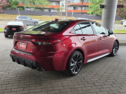 Used 2024 Toyota Corolla XSE FWD image 5