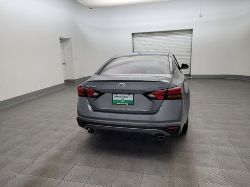 Used 2021 Nissan Altima 2.5 SR FWD image 7