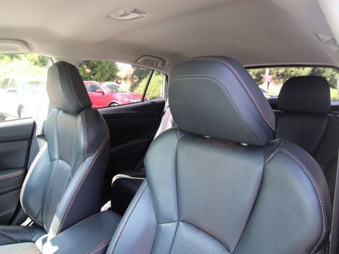 Used 2021 Subaru Crosstrek 2.5i Limited w/ Popular Package #5 image 12