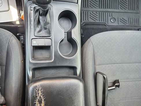 Used 2017 Kia Sorento LX FWD image 19