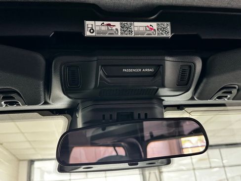 Certified 2026 Jeep Wrangler Sport AWD/4WD image 19