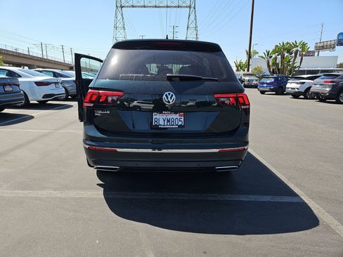 Used 2019 Volkswagen Tiguan SEL FWD image 11