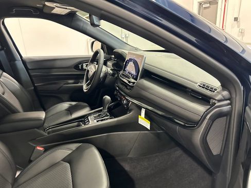 New 2026 Jeep Compass Latitude AWD/4WD image 35