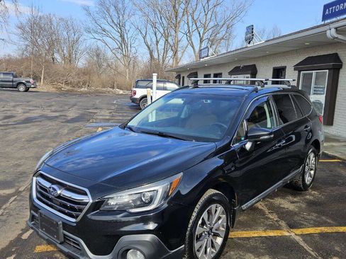 Used 2018 Subaru Outback 2.5i Touring image 8