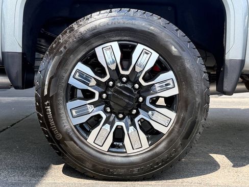 Used 2024 GMC Sierra 2500 Denali w/ Denali Reserve Package AWD/4WD image 13