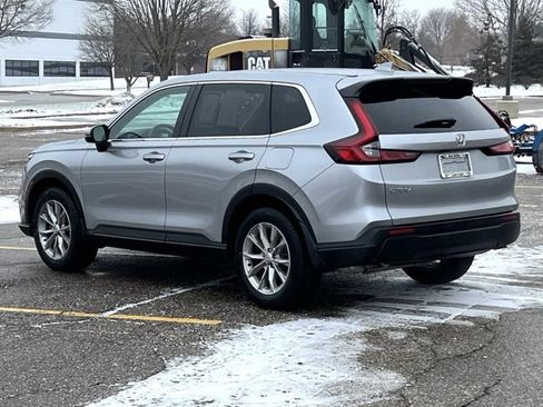 Certified 2023 Honda CR-V EX image 5