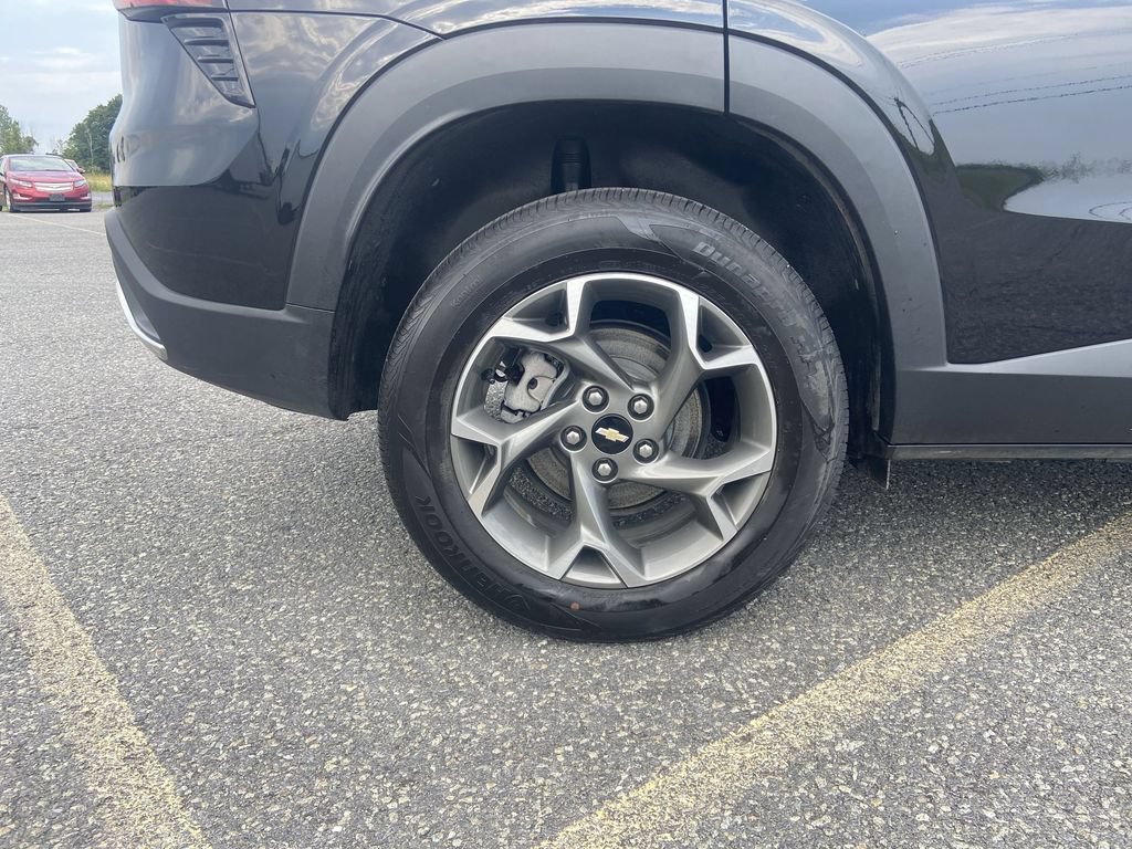 Certified 2024 Chevrolet Trax LT FWD image 31