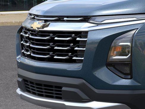 New 2026 Chevrolet Equinox LT w/ Convenience Package II image 13