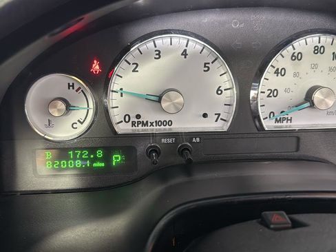 Used 2003 Ford Thunderbird RWD image 25