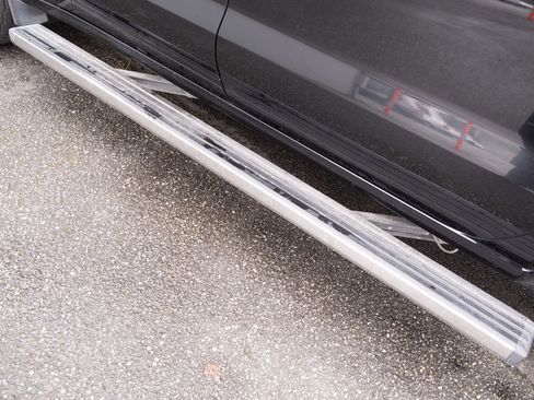 Used 2020 Chevrolet Silverado 1500 LTZ w/ LTZ Premium Package image 32