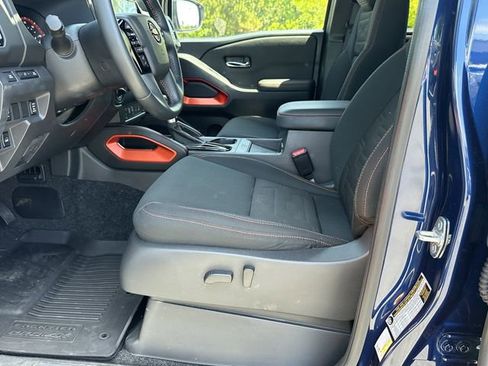 Certified 2023 Nissan Frontier PRO-4X w/ Pro Convenience Package AWD/4WD image 11