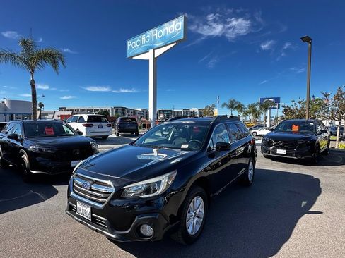 Used 2019 Subaru Outback 2.5i Premium AWD/4WD image 2