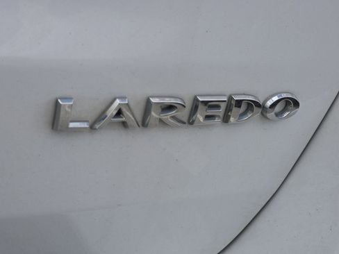 Used 2020 Jeep Grand Cherokee Laredo w/ Security & Convenience Group AWD/4WD image 10