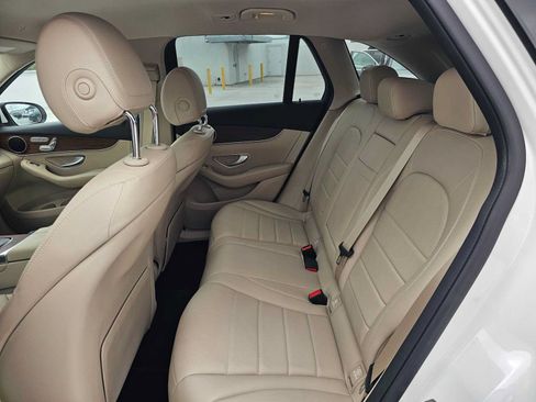 Used 2022 Mercedes-Benz GLC 300 image 16