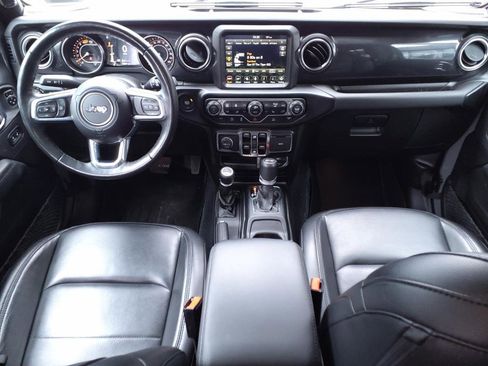 Used 2021 Jeep Wrangler Unlimited Sahara image 10