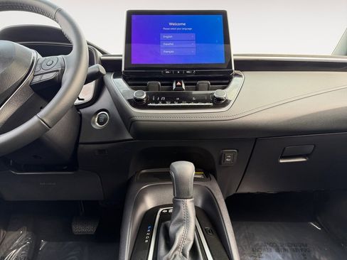 Certified 2025 Toyota Corolla SE image 11