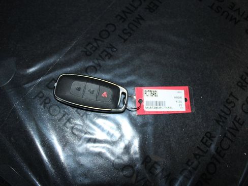 Used 2023 Nissan Rogue S image 26