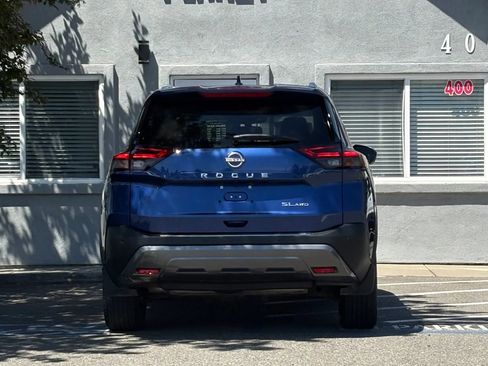 Used 2023 Nissan Rogue SL AWD/4WD image 6