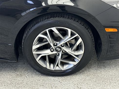 Used 2021 Hyundai Sonata SEL w/ Preferred Accessory Package image 37