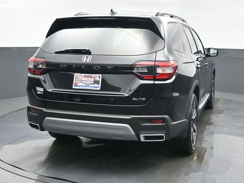 Certified 2025 Honda Pilot Elite image 5